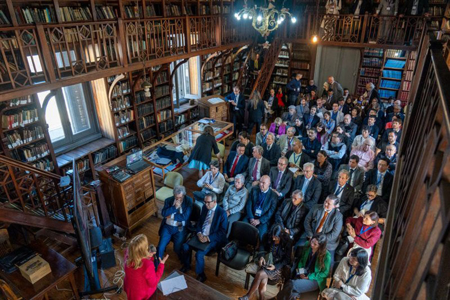 Conversatorio organizado por la AIDTSS