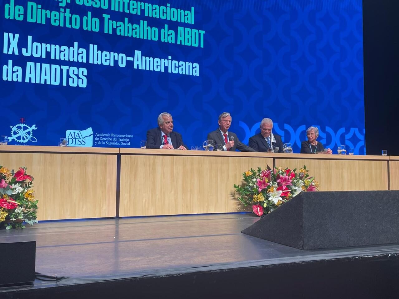 Site aiadtss academic foto principal